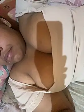 Snapshot of vic_pretynhaa chatting on January 2025 02:30:02 PM vic pretynhaa online show from January 2025 02:30:02 PM