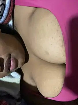 Snapshot of vic_pretynhaa chatting on February 2025 04:26:02 AM vic pretynhaa online show from February 2025 04:26:02 AM