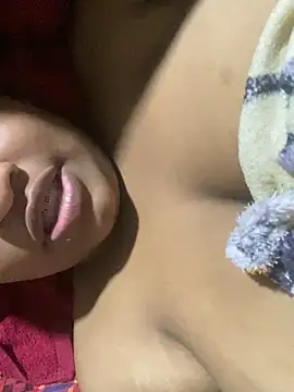 Snapshot of vic_pretynhaa chatting on February 2025 07:15:02 AM vic pretynhaa online show from February 2025 07:15:02 AM