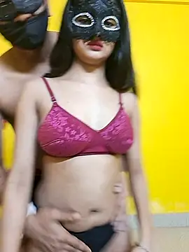 Snapshot of Hotcouple012 chatting on February 2025 06:31:01 PM Hotcouple012 online show from February 2025 06:31:01 PM