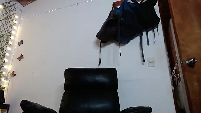 calioppe01 online show from September 2025 12:55:01 AM