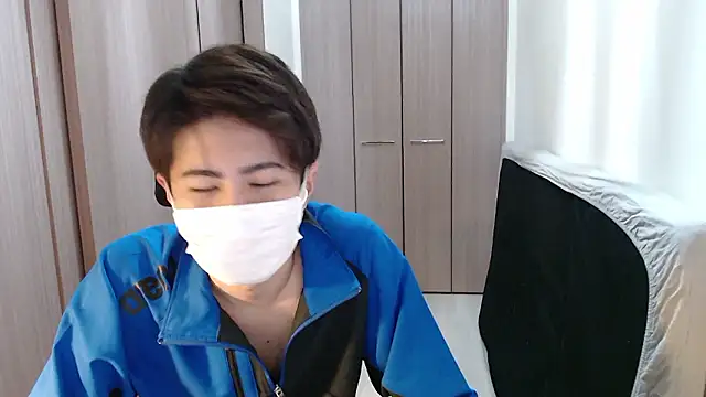 Snapshot of ryota_kkk chatting on November 2025 11:43:02 AM ryota kkk online show from November 2025 11:43:02 AM