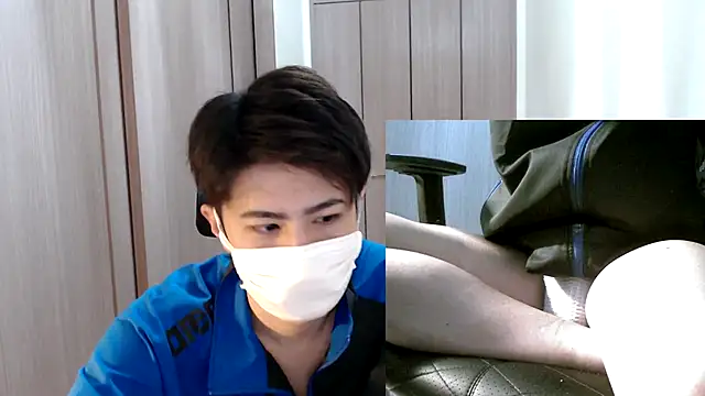 Snapshot of ryota_kkk chatting on December 2025 02:18:01 PM ryota kkk online show from December 2025 02:18:01 PM