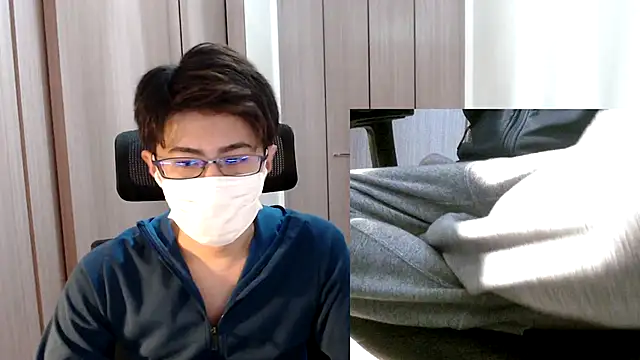 Snapshot of ryota_kkk chatting on December 2025 03:21:02 PM ryota kkk online show from December 2025 03:21:02 PM