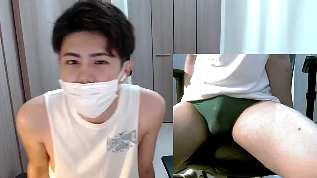 Snapshot of ryota_kkk chatting on October 2025 01:19:02 PM ryota kkk online show from October 2025 01:19:02 PM