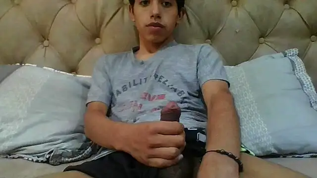 danuel23 online show from December 2024 06:48:01 PM