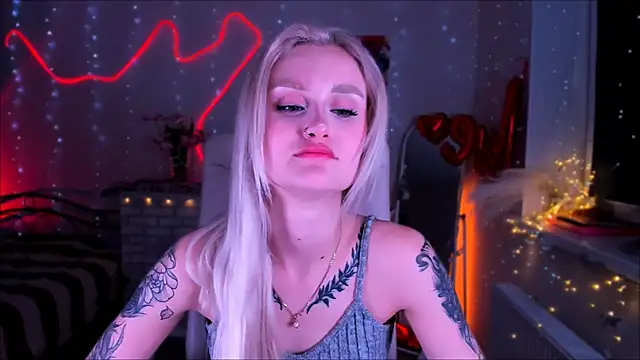  Ravenaa online show from March 2025 03:03:02 PM