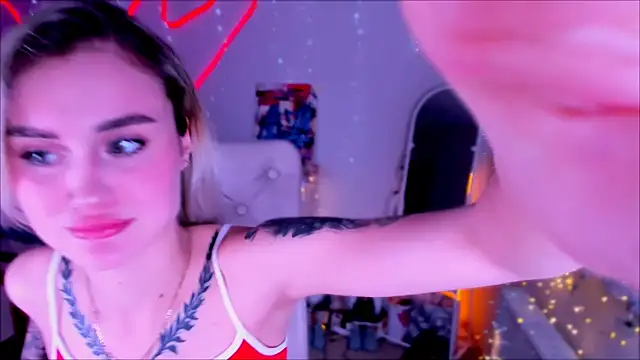  Ravenaa online show from February 2025 05:55:02 PM