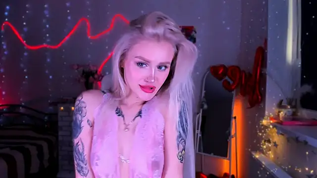  Ravenaa online show from March 2025 12:24:02 PM