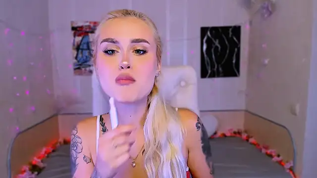  Ravenaa online show from November 2025 03:17:01 PM