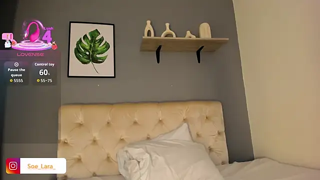 Snapshot of Soe_Lara chatting on November 2025 11:42:02 AM Soe Lara online show from November 2025 11:42:02 AM