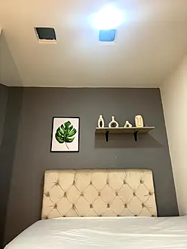 Snapshot of Soe_Lara chatting on November 2025 10:49:02 AM Soe Lara online show from November 2025 10:49:02 AM