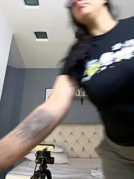 Snapshot of Soe_Lara chatting on November 2025 11:21:02 AM Soe Lara online show from November 2025 11:21:02 AM