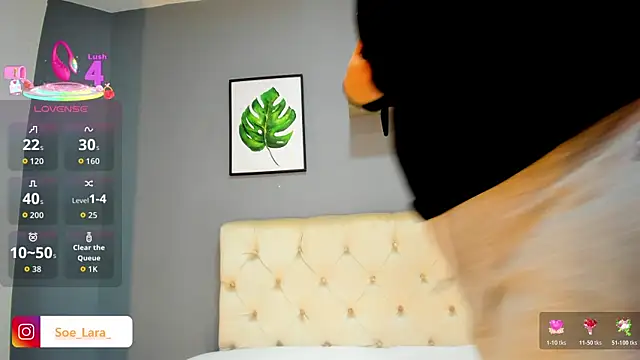 Snapshot of Soe_Lara chatting on December 2025 11:20:02 AM Soe Lara online show from December 2025 11:20:02 AM