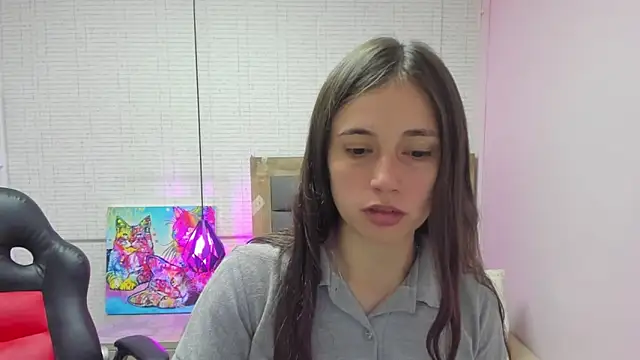 MAGNOLEROY online show from October 2025 01:33:02 PM