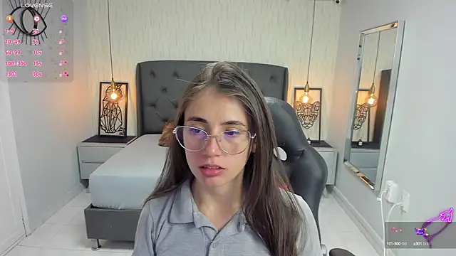MAGNOLEROY online show from September 2025 12:56:02 PM