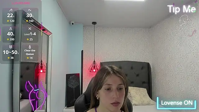 MAGNOLEROY online show from February 2026 12:57:02 PM