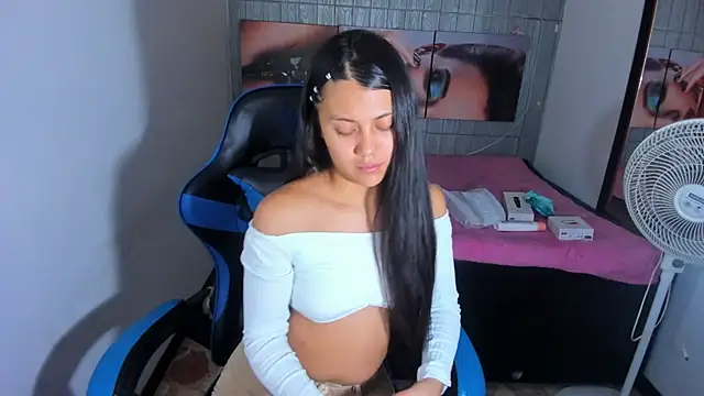 Catalehia Milk online show from September 2025 04:02:01 AM