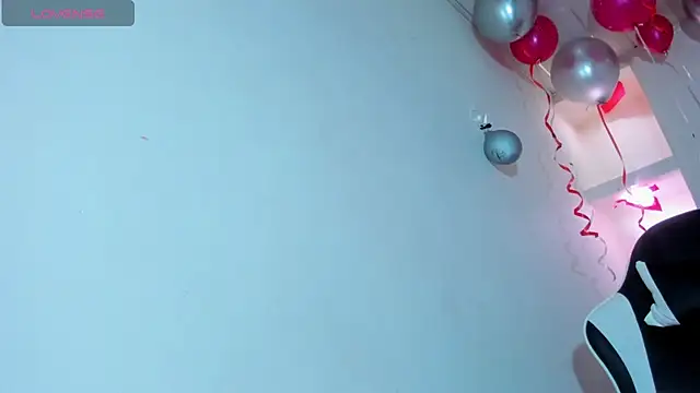 Snapshot of Catalehia_Milk chatting on November 2025 08:07:02 AM Catalehia Milk online show from November 2025 08:07:02 AM