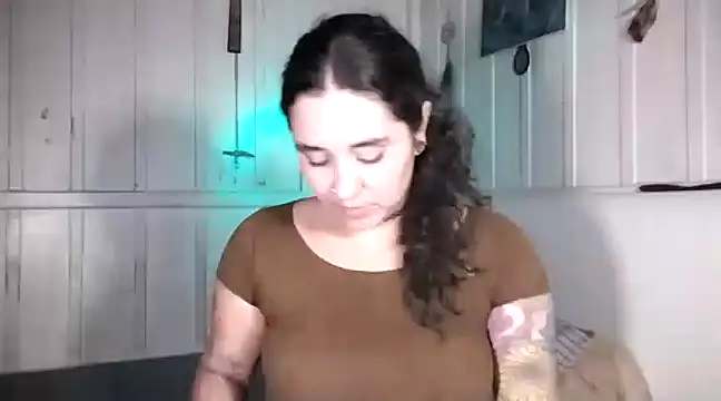 Rosaselvagem online show from December 2024 08:34:01 PM