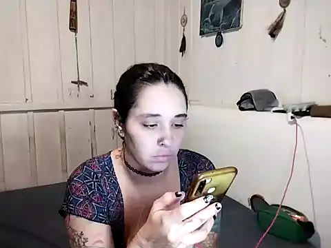 Rosaselvagem online show from December 2024 05:43:01 PM