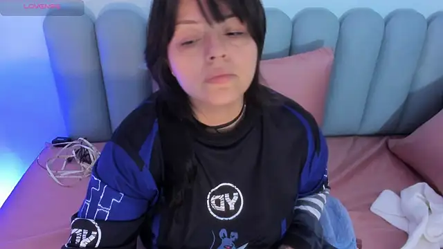 curvy rousi online show from February 2026 11:40:01 AM