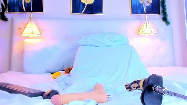 Snapshot of mirandha_ chatting on December 2024 04:37:01 PM mirandha  online show from December 2024 04:37:01 PM