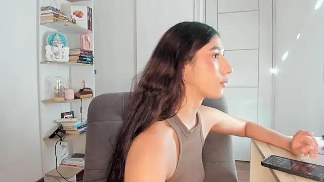 danna davis18 online show from June 2026 09:45:02 PM