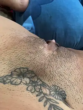 MARYADSUARD online show from October 2025 05:02:02 PM