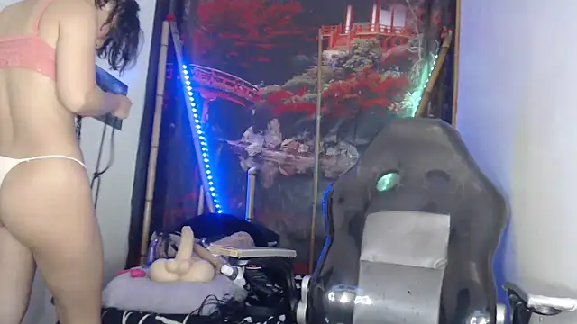 Snapshot of dark_doll5 chatting on December 2024 05:01:01 PM dark doll5 online show from December 2024 05:01:01 PM