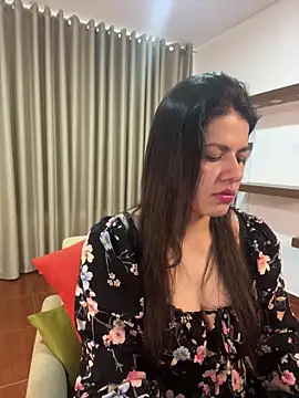 Snapshot of Alice_Biel chatting on February 2025 10:28:01 PM Alice Biel online show from February 2025 10:28:01 PM