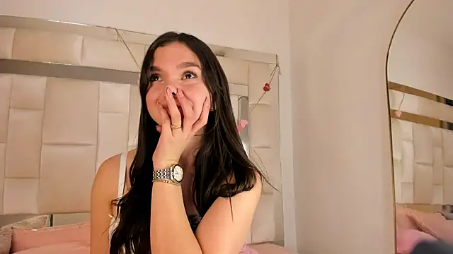 isabella gomez11 online show from June 2026 11:21:02 PM