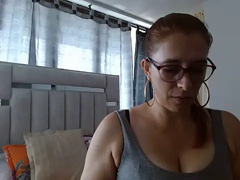 karlabarrera online show from May 2026 08:26:01 PM