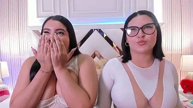 madeleine2112 online show from April 2026 04:03:01 AM