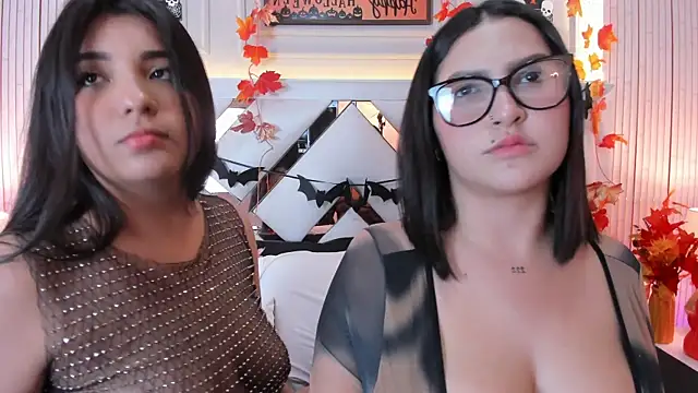 madeleine2112 online show from October 2025 04:33:01 AM