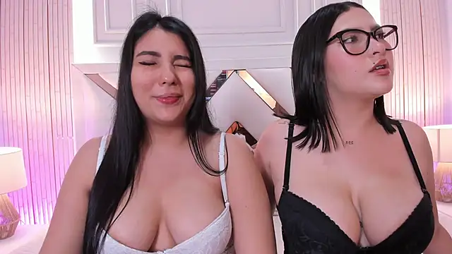 madeleine2112 online show from January 2026 04:27:02 AM