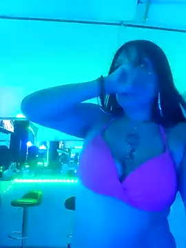 bbferlinaa online show from February 2026 05:57:01 PM