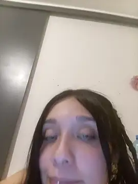 bbferlinaa online show from December 2025 04:34:02 AM