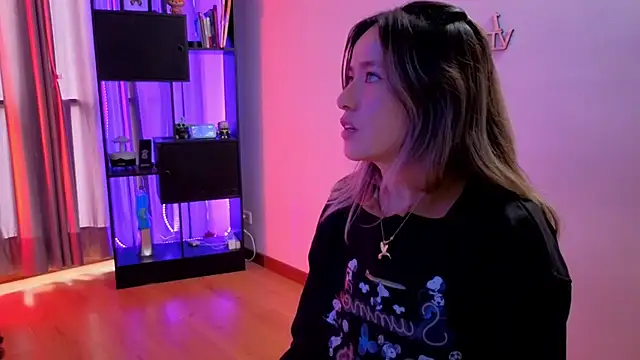 sexfire lalita online show from April 2026 04:52:01 PM