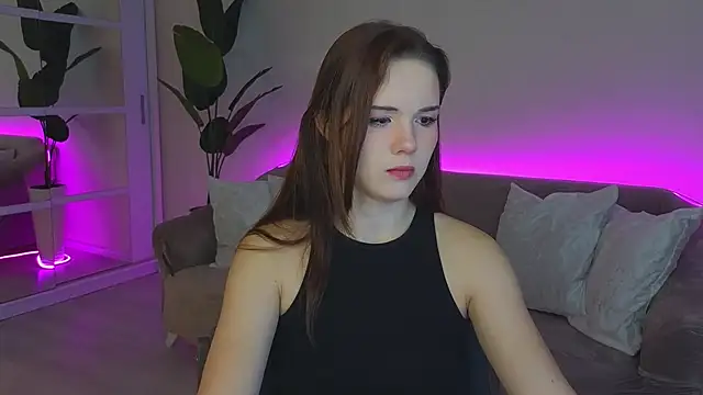 Snapshot of LindaRobertz chatting on October 2025 09:59:01 PM LindaRobertz online show from October 2025 09:59:01 PM