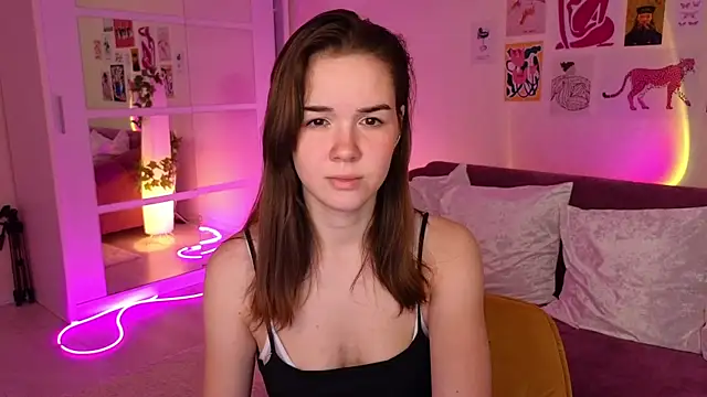 Snapshot of LindaRobertz chatting on February 2025 09:15:02 AM LindaRobertz online show from February 2025 09:15:02 AM