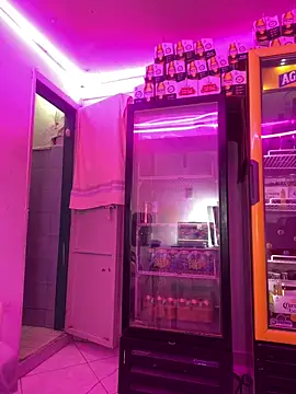 Snapshot of Hot_beauty__ chatting on February 2026 02:13:01 AM Hot beauty online show from February 2026 02:13:01 AM