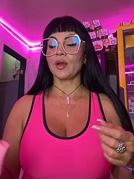 Snapshot of Hot_beauty__ chatting on February 2026 03:02:01 AM Hot beauty online show from February 2026 03:02:01 AM