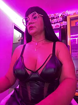 Snapshot of Hot_beauty__ chatting on February 2026 01:58:01 AM Hot beauty online show from February 2026 01:58:01 AM