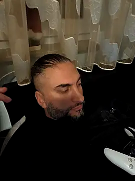 NewyorkDimi online show from December 2025 02:27:01 AM