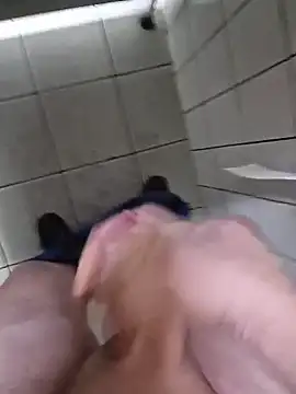 Warumnicht1980 online show from November 2025 01:20:02 AM