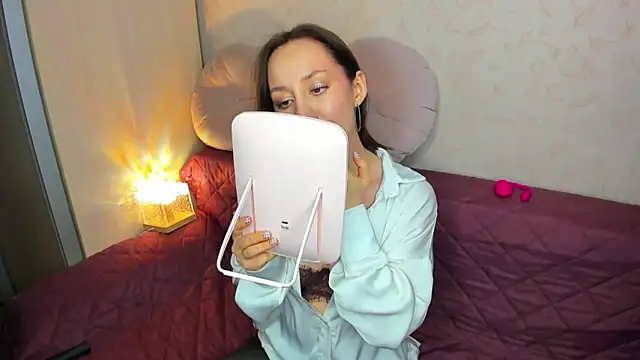 MelodyOfLovee online show from February 2026 10:29:02 PM