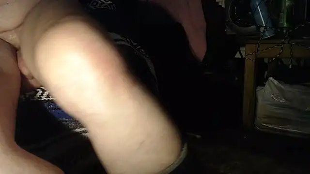 DREAMZ420 online show from November 2025 07:28:02 PM