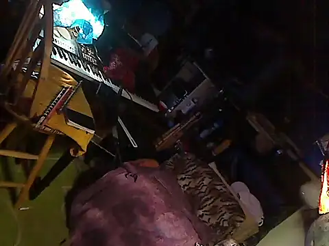 DREAMZ420 online show from May 2026 07:42:02 PM