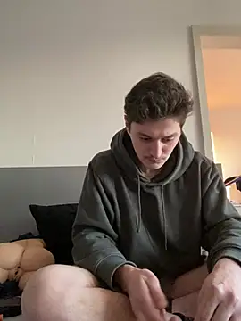 sunnyboy25 online show from March 2026 05:17:02 PM